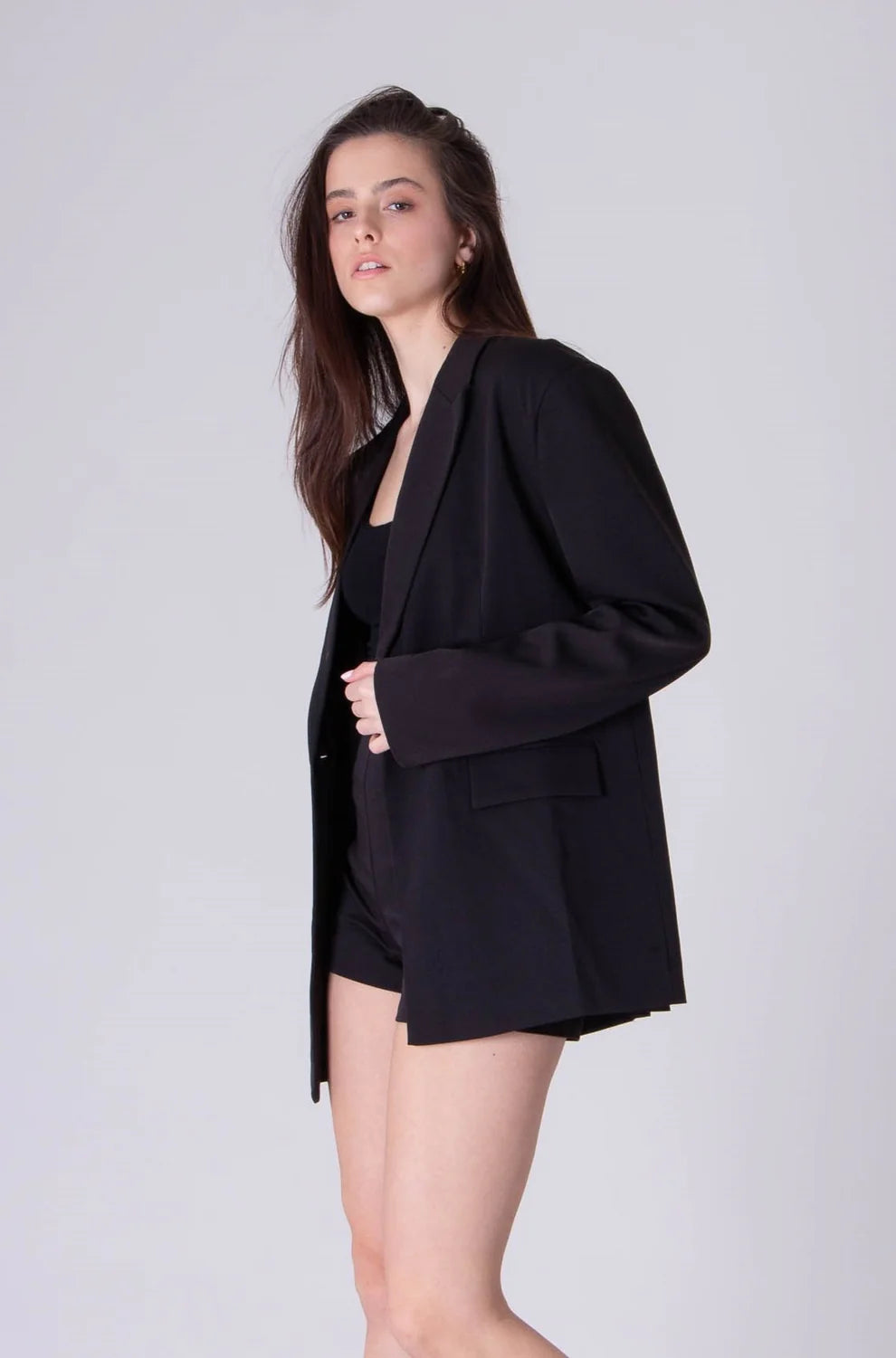 black blazer oversize boyfriend side view