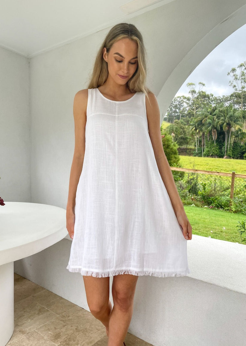 white shift dress front view curve plus size close up